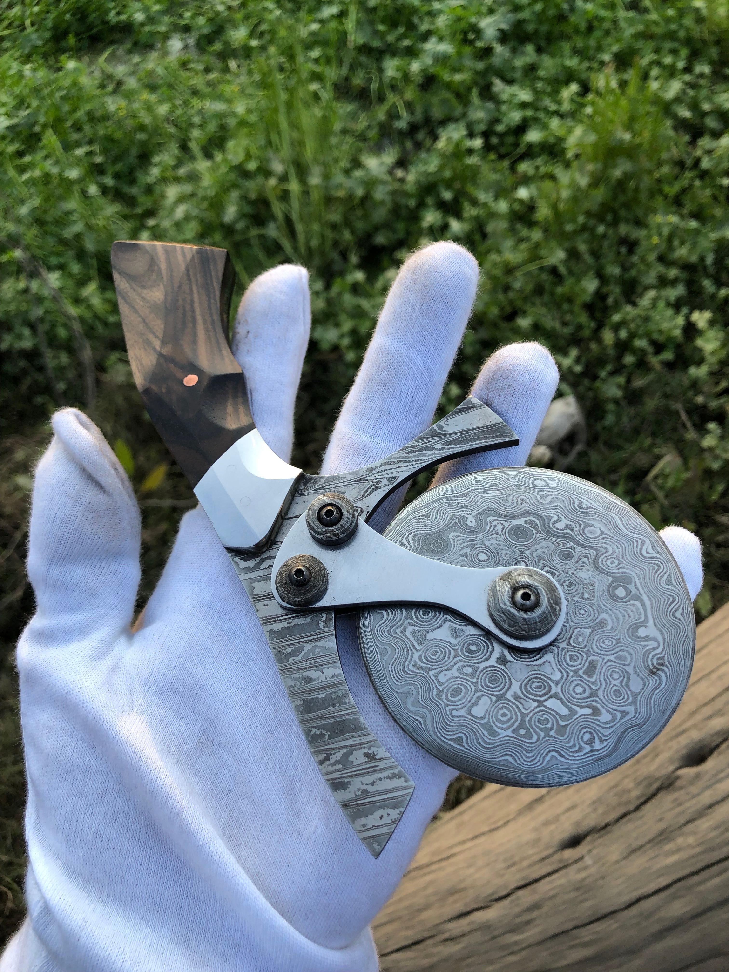 Pizza Enemy - Handmade Damascus Pizza Cutter