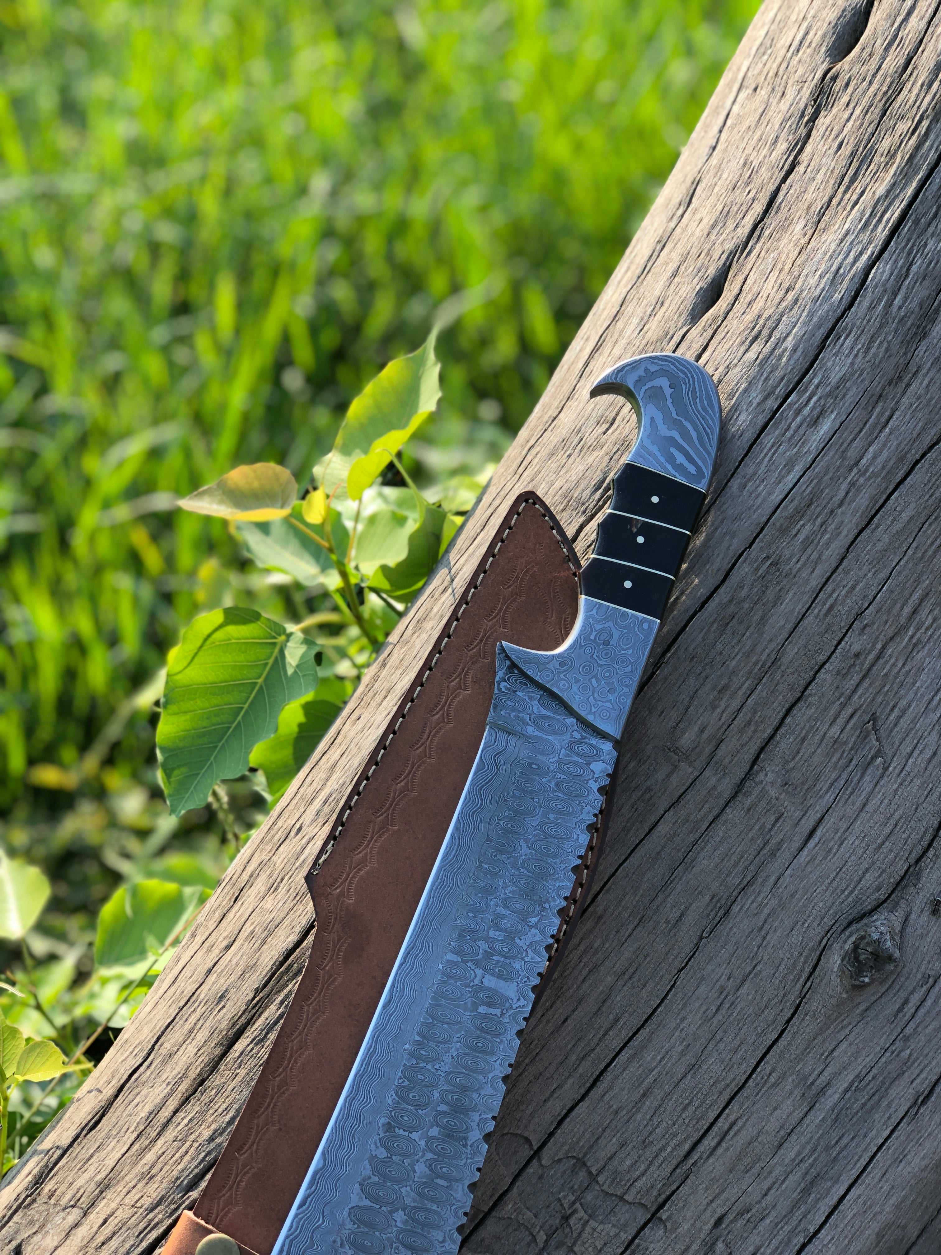 MT67 - Handmade Damascus Machete Knife with Leather Sheath