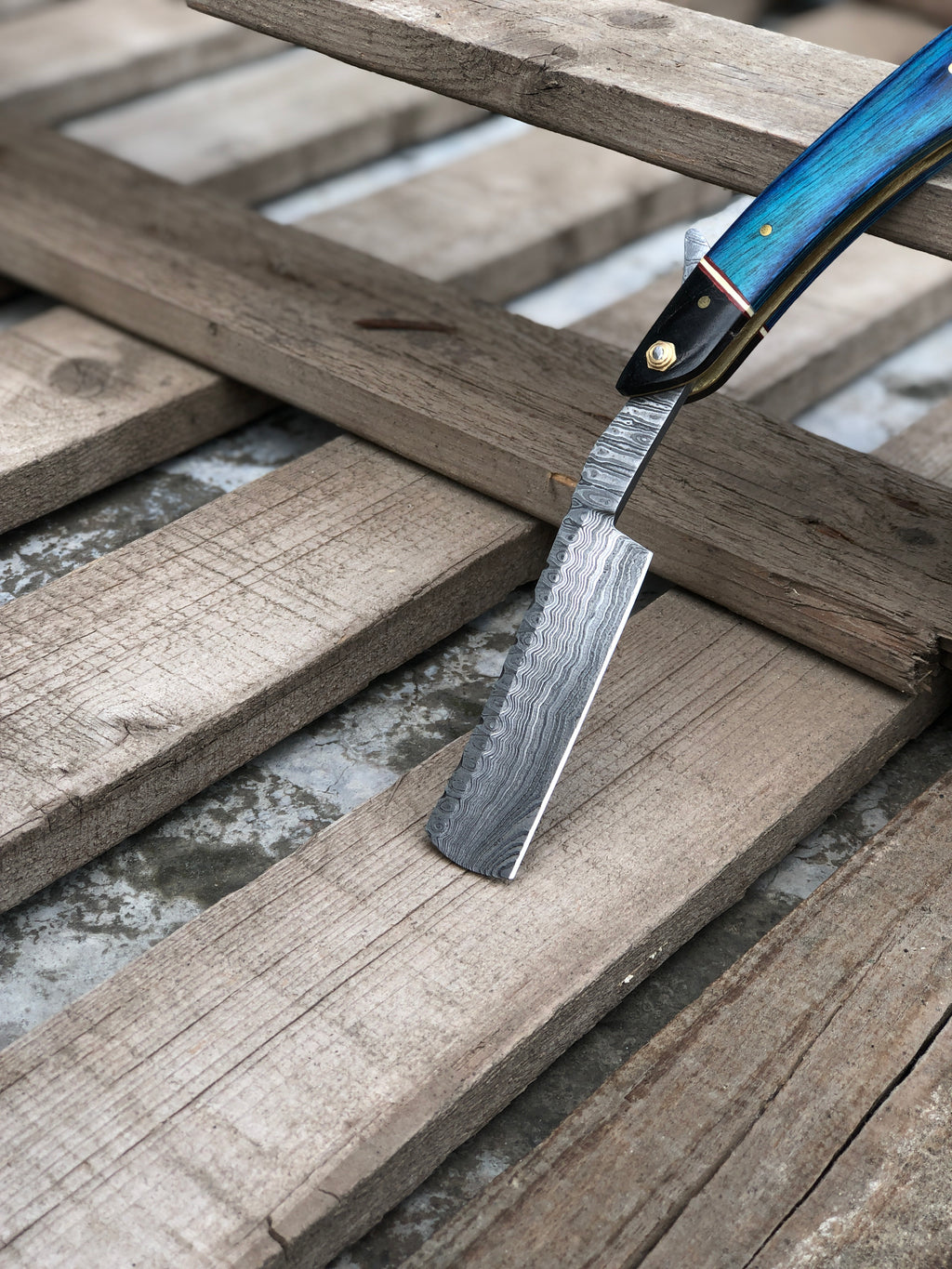 Handmade Damascus Straight Razor
