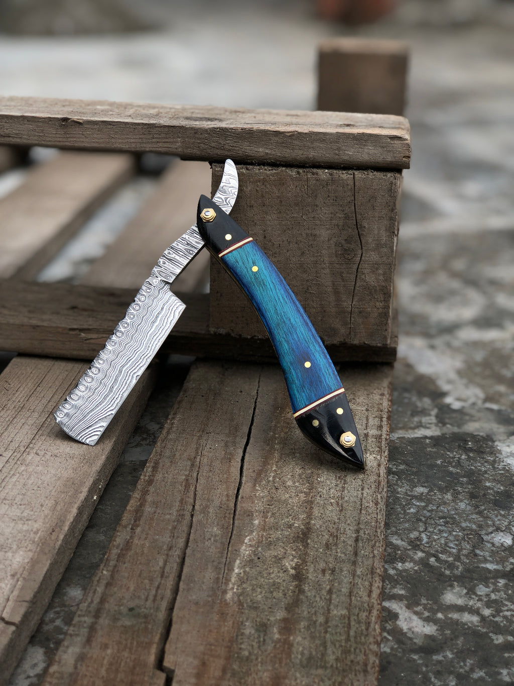 Handmade Damascus Straight Razor