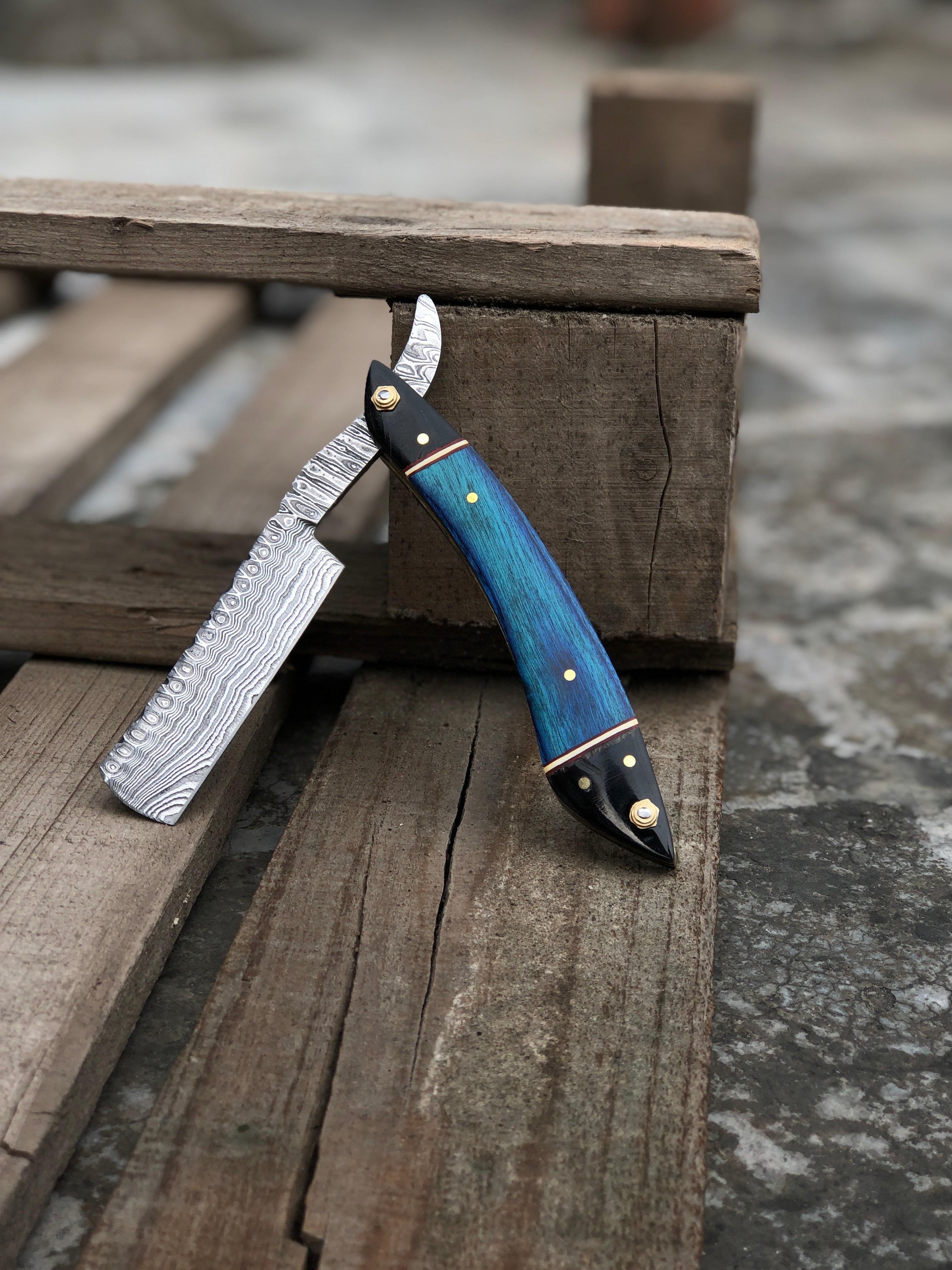 Handmade Damascus Straight Razor