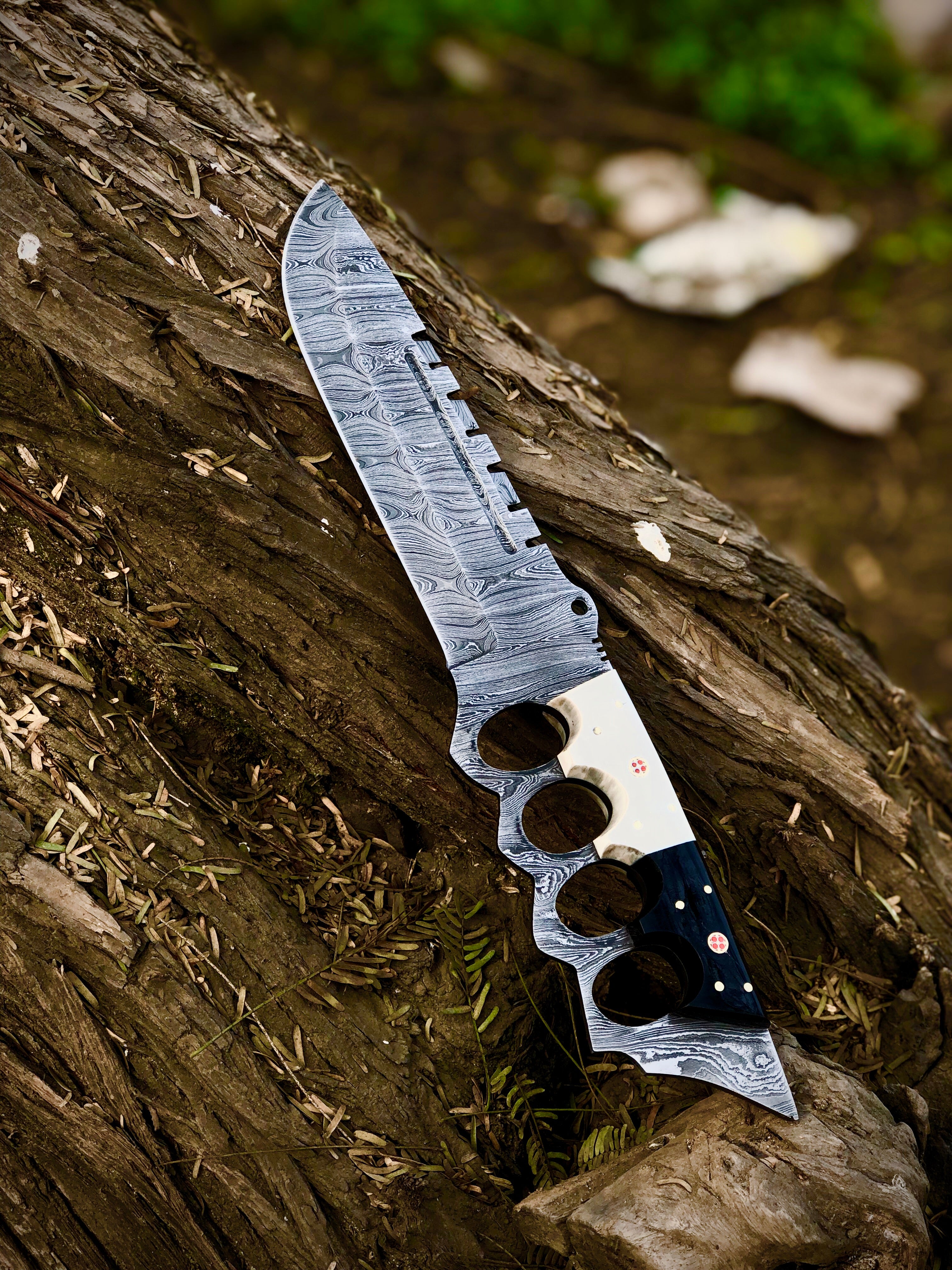 Knuckle Special – Handmade Damascus Steel Knuckle Handle Knife with Sheath