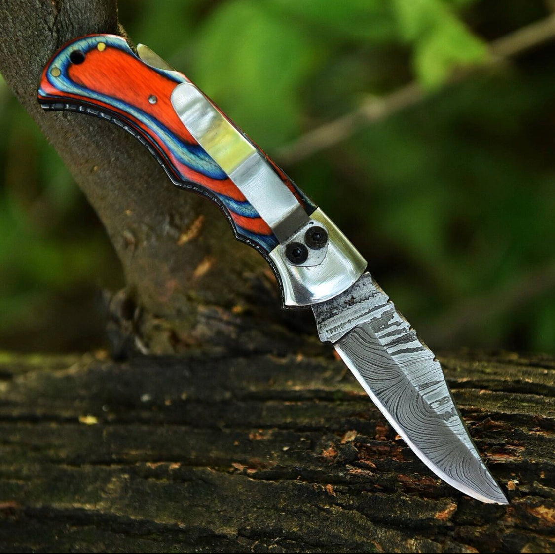 The Hunter – Handmade Damascus Pocket Knife with Multicolor Wood