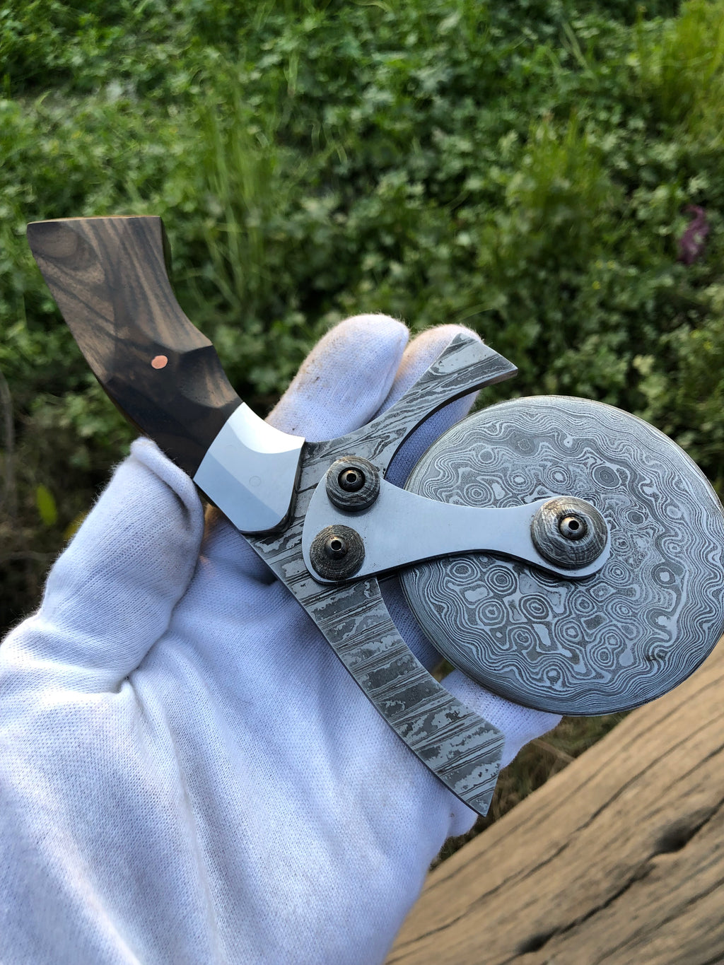 Pizza Enemy - Handmade Damascus Pizza Cutter