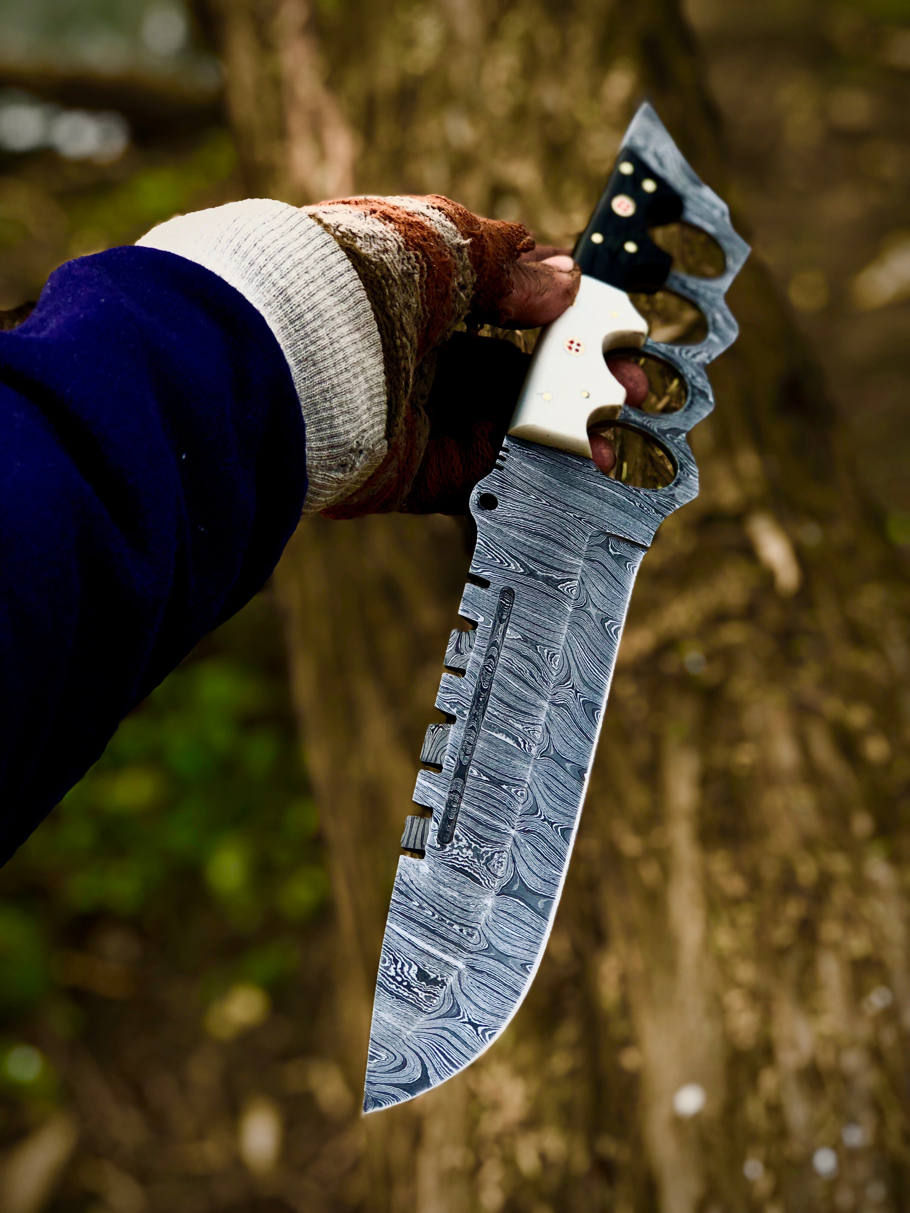 Knuckle Special – Handmade Damascus Steel Knuckle Handle Knife with Sheath