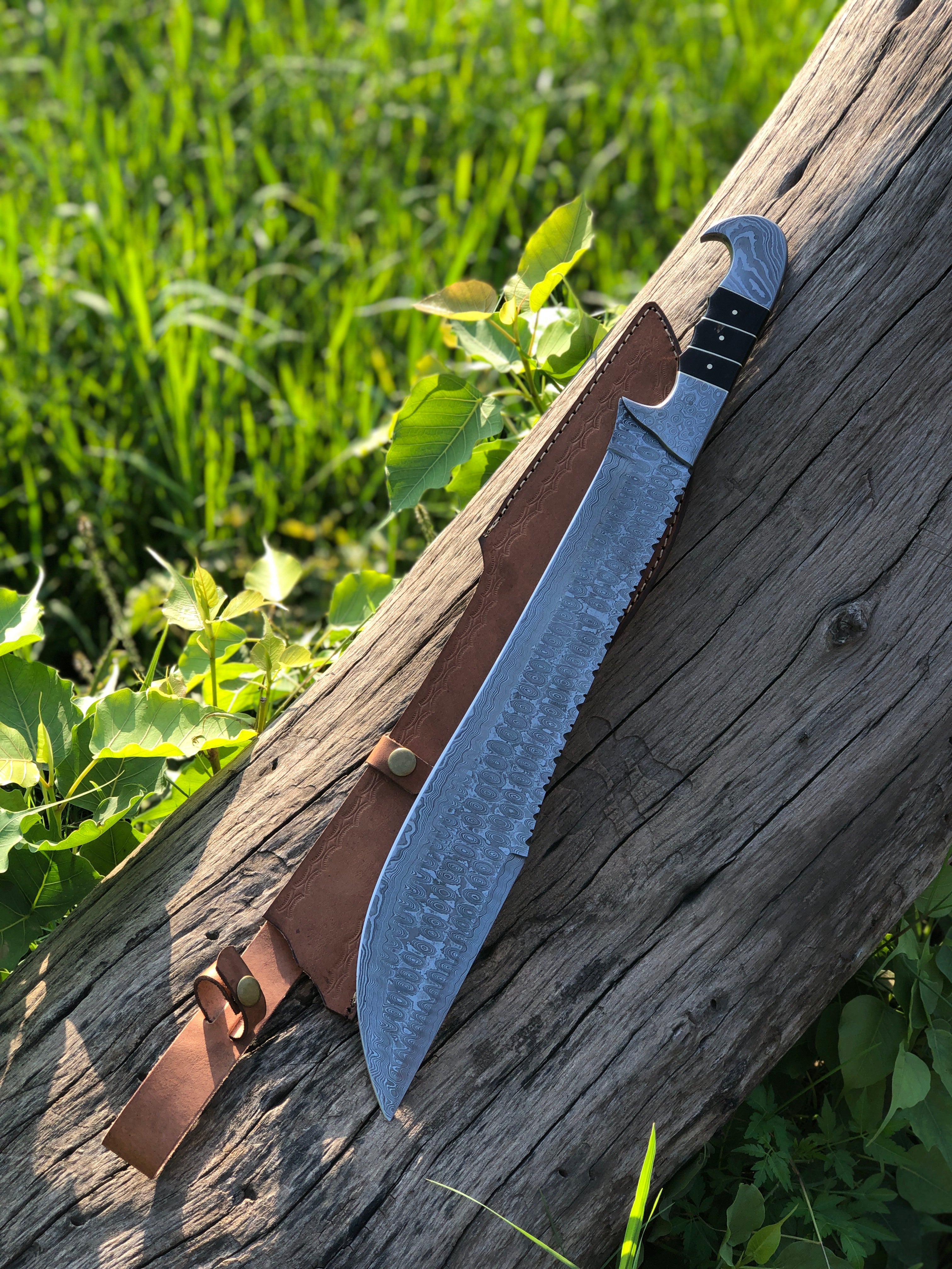 MT67 - Handmade Damascus Machete Knife with Leather Sheath