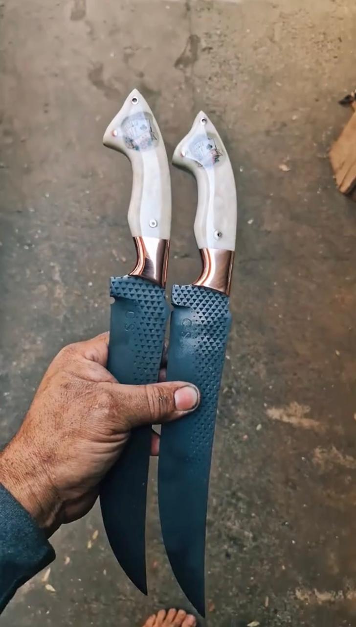 ⚔️ Midnight Spark Duo – Handmade Sparkle Handle Bowie Knives (Set of 2) with Leather Sheaths
