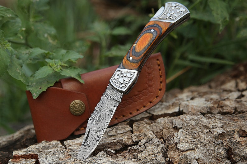 TimberFang – Handmade Damascus Pocket Knife with Multicolor Wood