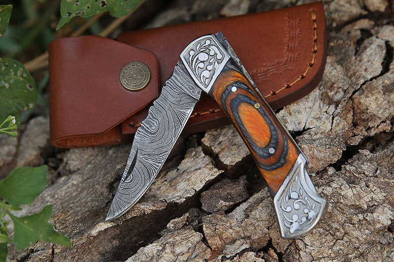 TimberFang – Handmade Damascus Pocket Knife with Multicolor Wood