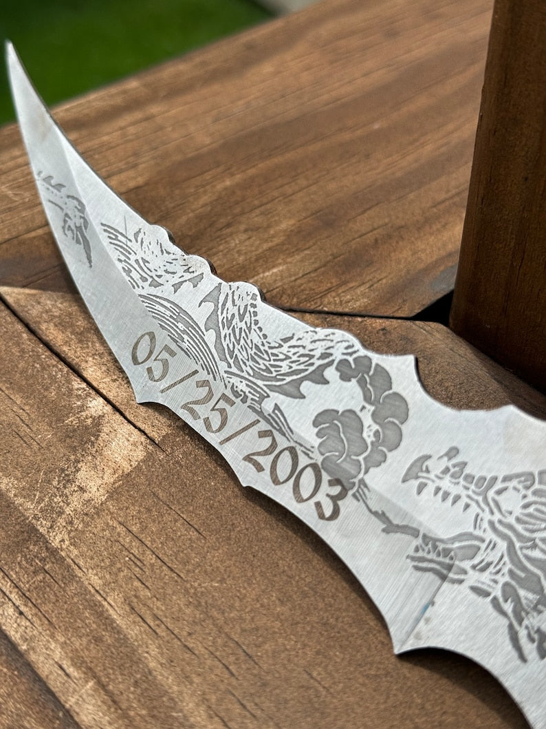 Dragonfang Display Blade – Custom Engraved Stainless Steel Knife