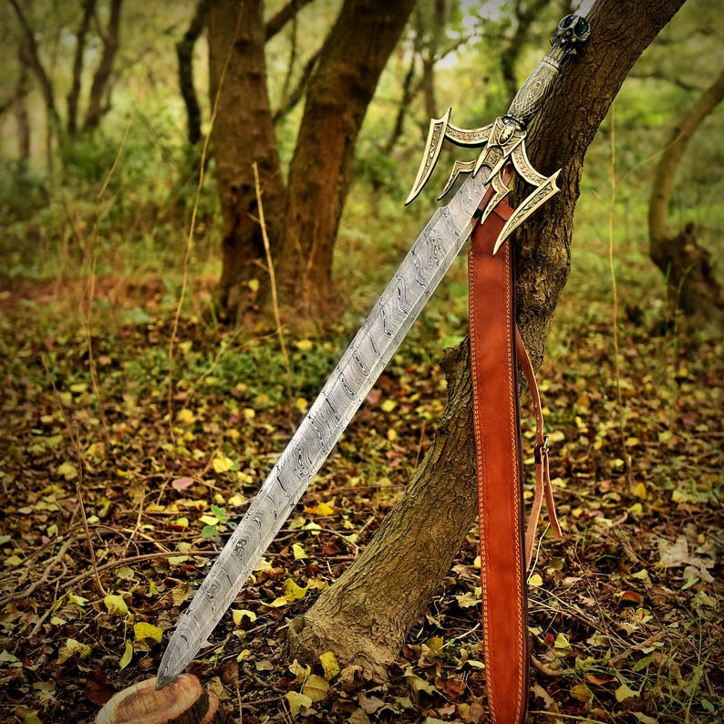 Valhalla Edge – Handmade Damascus Viking Sword