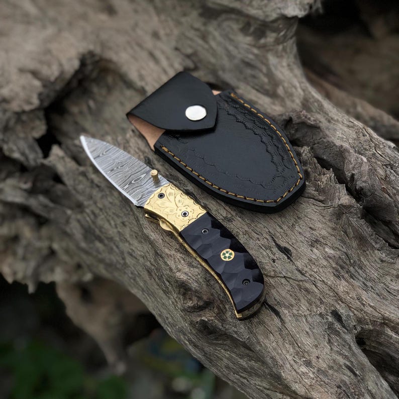 The IronWhisper – Custom Damascus Steel Pocket Folding Knife