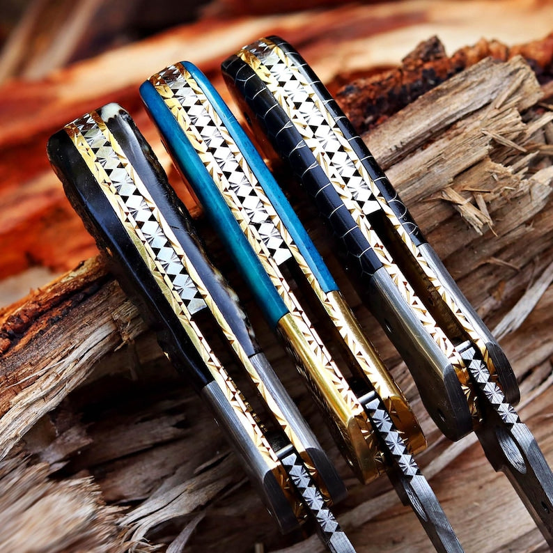 The HornBlade – Handmade Damascus Folding Knife with Bone & Ram Horn Handle