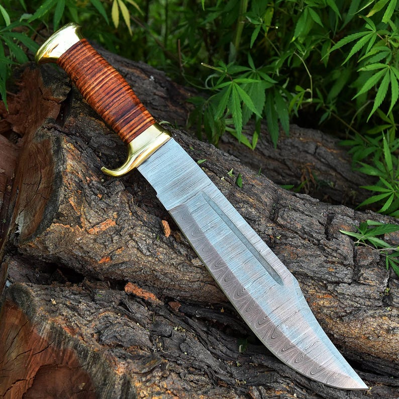 ProAction Damascus Hunter – Handmade Gurkha Kukri Bowie Knife
