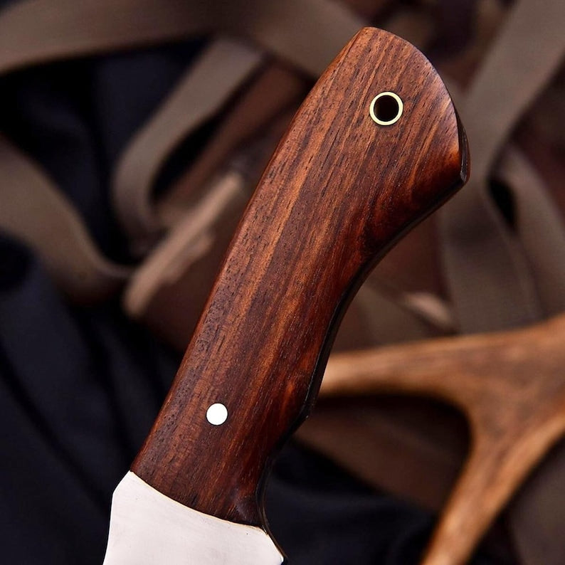 BushCrafter Edge – Handmade 1075 High-Carbon Hunting Knife with Leather Sheath