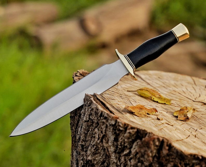 The TrailMaster Duo – Pack of 2 Handmade D2 Steel Hunting & Survival Bowie Knives