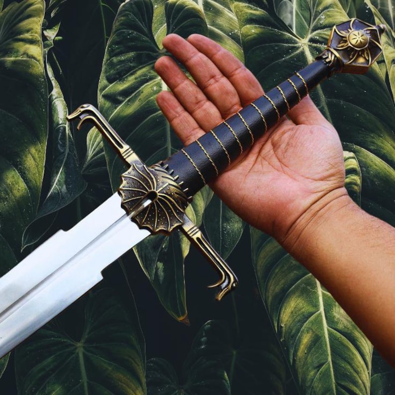 Blackfyre Relic – Handmade Fantasy Medieval Longsword Replica