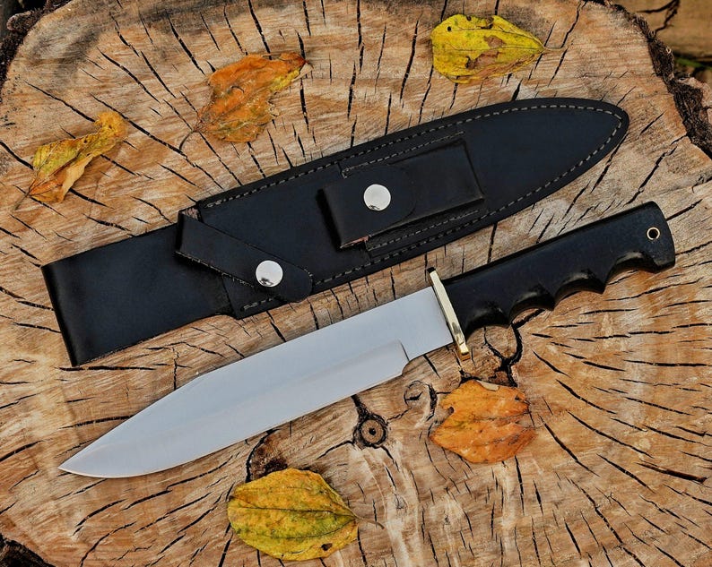 The TrailMaster Duo – Pack of 2 Handmade D2 Steel Hunting & Survival Bowie Knives