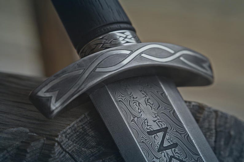 Ragnar’s Fury – Handmade Viking Sword Replica | Authentic Norse Collectible with Scabbard